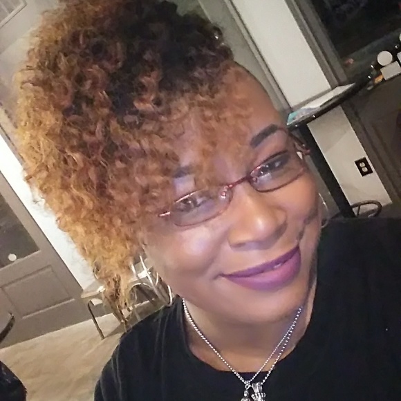 Meet your Posher, Twoonia - Picture 4 of 4